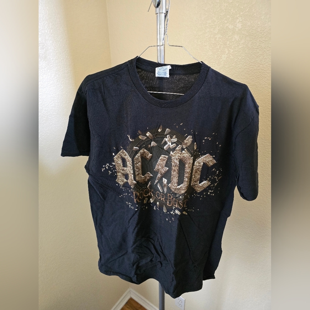 New Delta Pro Weight AC/DC Band T-Shirt